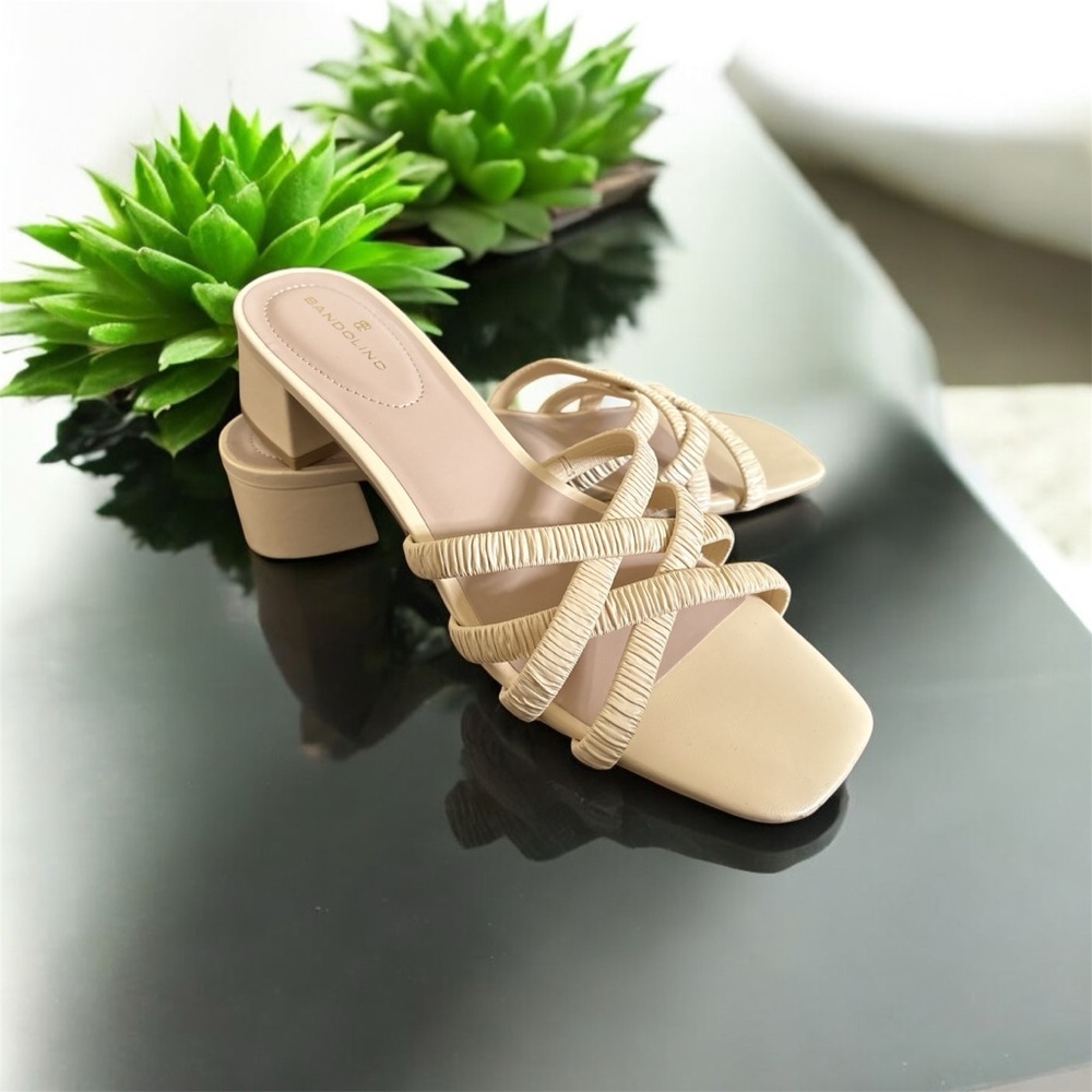 Bandolino Cream Crisscross Heels
